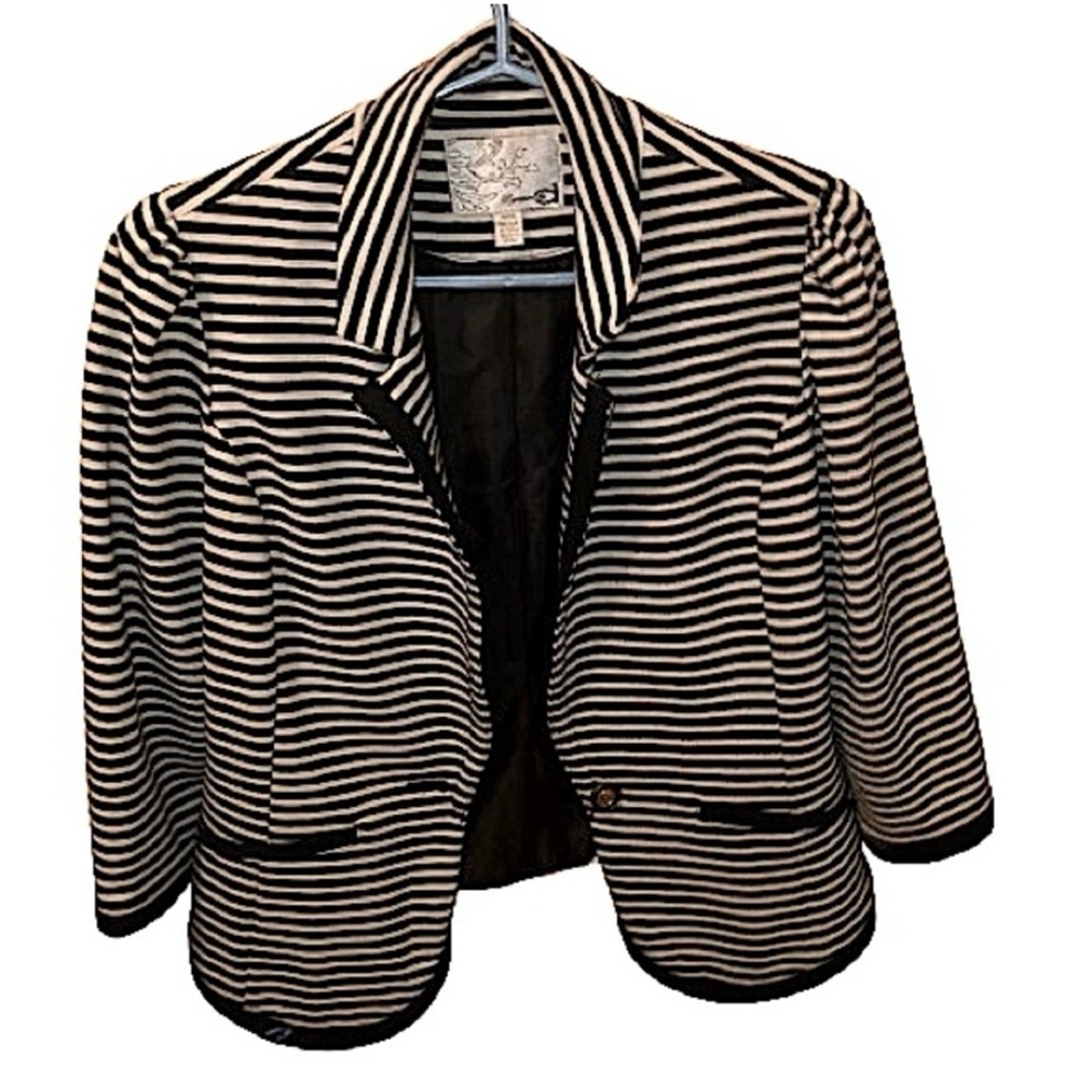 Dynamite Black and White Blazer